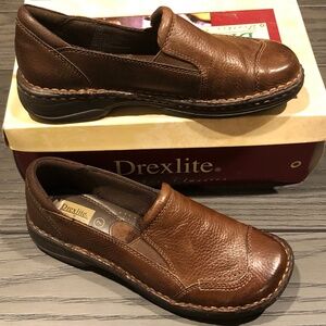 **SOLD*** Y2K Womens~Drexlite~Brown Leather Slip-On Loafers Casual Shoes w/Box~7